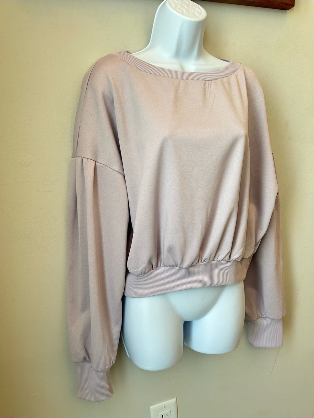 HALARA Light Dusty Pink Ribbed Neck Sweatshirt - Size Medium